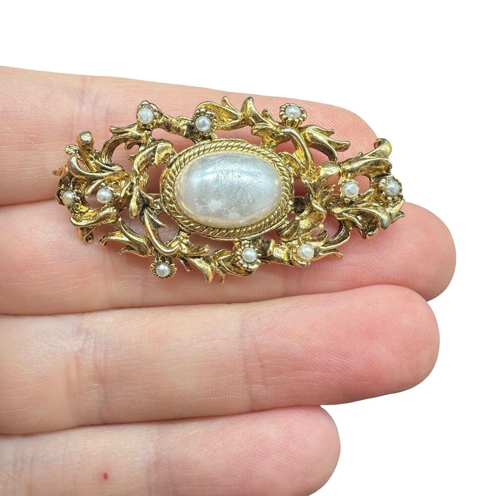 Vintage Jewelry Gold Tone Faux Pearl Victorian Brooch Pin